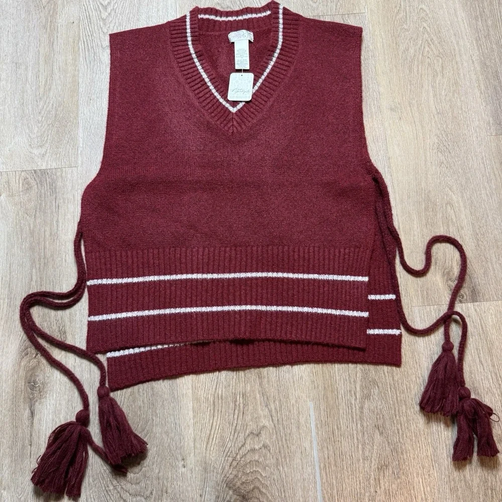 NEW‎ Free People All Star Stripe Poncho One Size Burgandy Stripes